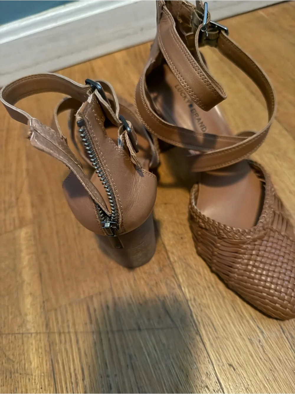 Lucky Brand elegant woven